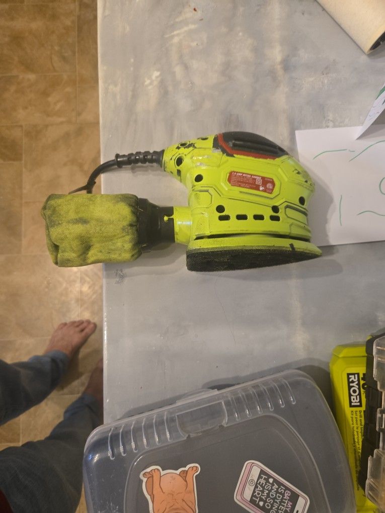 Ryobi Sander