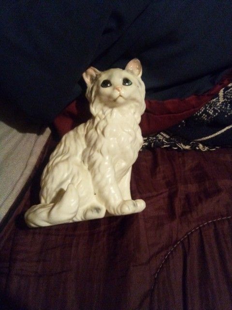 Vintage Lefton Cat Figurine