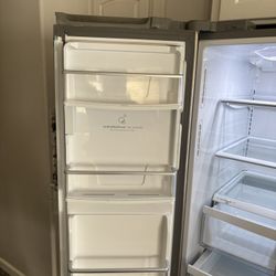 LG FULL SIZE REFRIGERATOR AND FREEZER