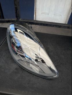 Porsche panamer matrix 2017-2023 right passenger side headlight oem