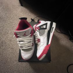 Jordan 4 Retro Fire Red