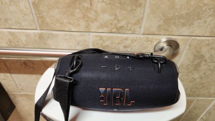 Jbl extreme 4 like new