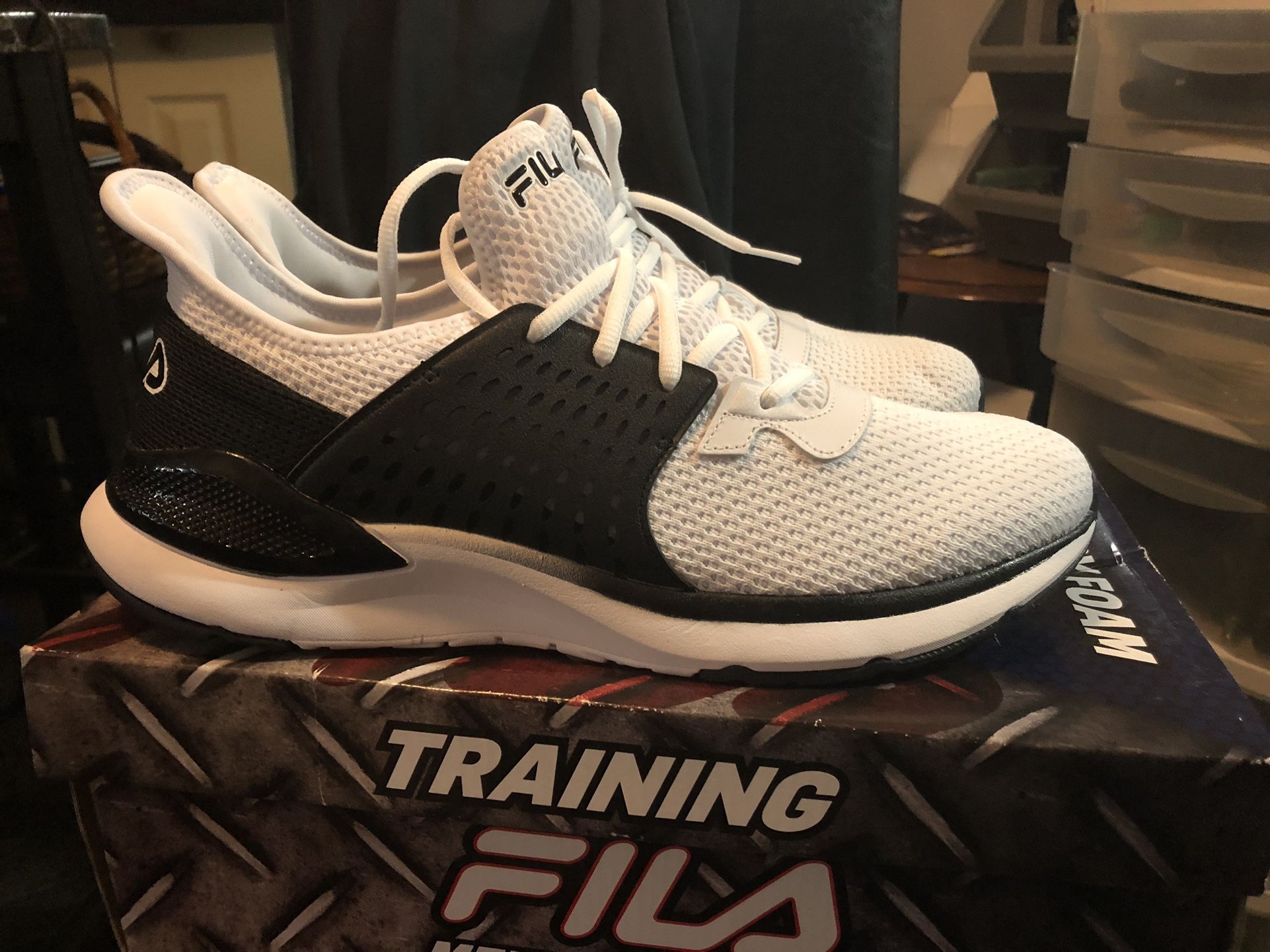 FILA MENS 11.5