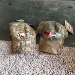 2 Camo Hats Hunting Fishing Construction Baseball Cap Bow Hunting World Arctic Shield 
