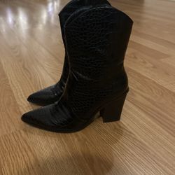 Black Boots