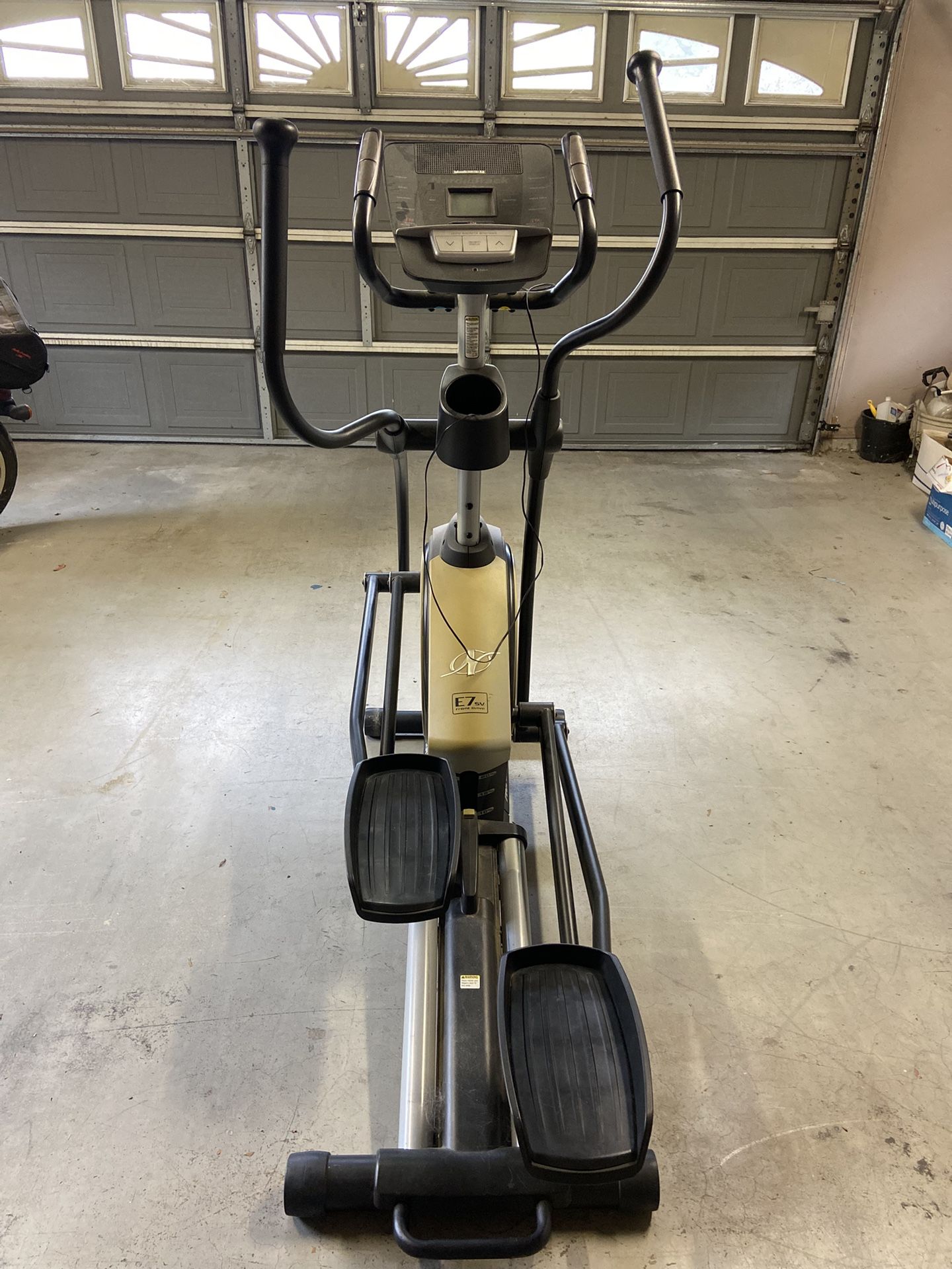 Elliptical NordicTrack, E7SV Front Drive