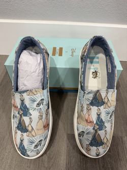 Disney x Toms