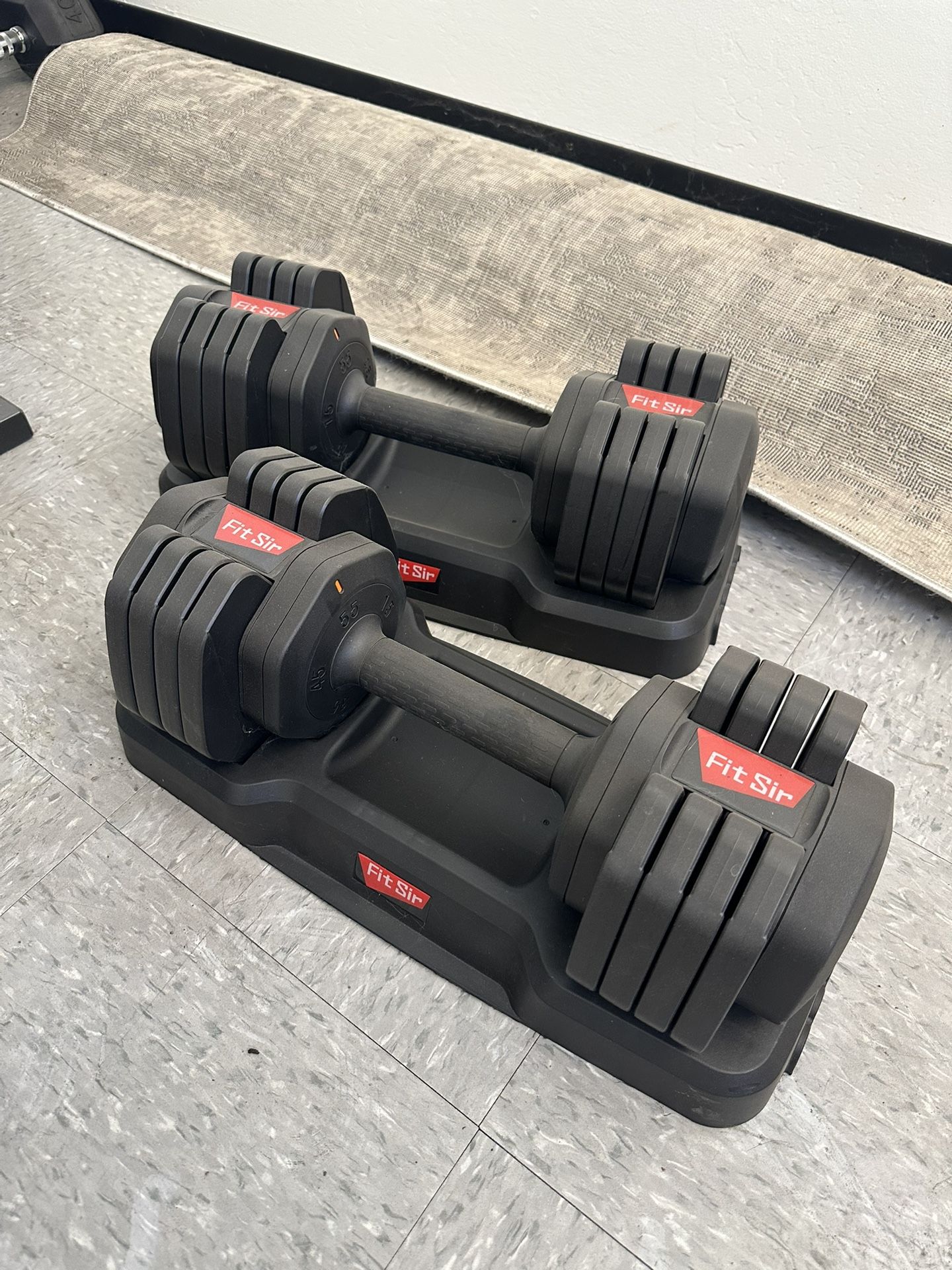 Adjustable Dumbbell Set - 15-55lbs