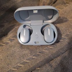 Bose Earbuds (Idk What Is Wrong With Them!)
