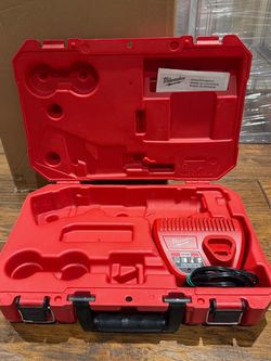 Milwaukee Red Heavy Duty Copper Pipe Cutting Tool Case & M12 Battery Charger