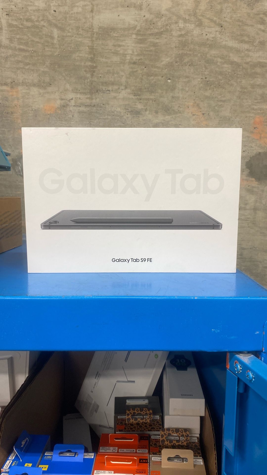 SAMSUN GALAXY TAB S9 FE 10.9” WIDESCREEN TABLET WITH S PEN