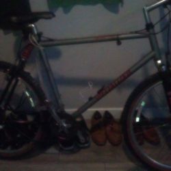 VINTAGE, ORIGINAL ,ORIGINAL OWNER ,SPECIALIZED GROUND CONTROL 20.5"FRAME MTN BIKE