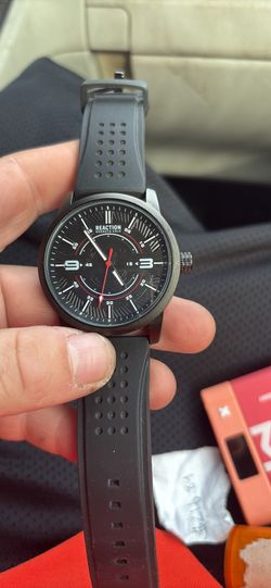 New Kenneth Cole Reaction watch with case