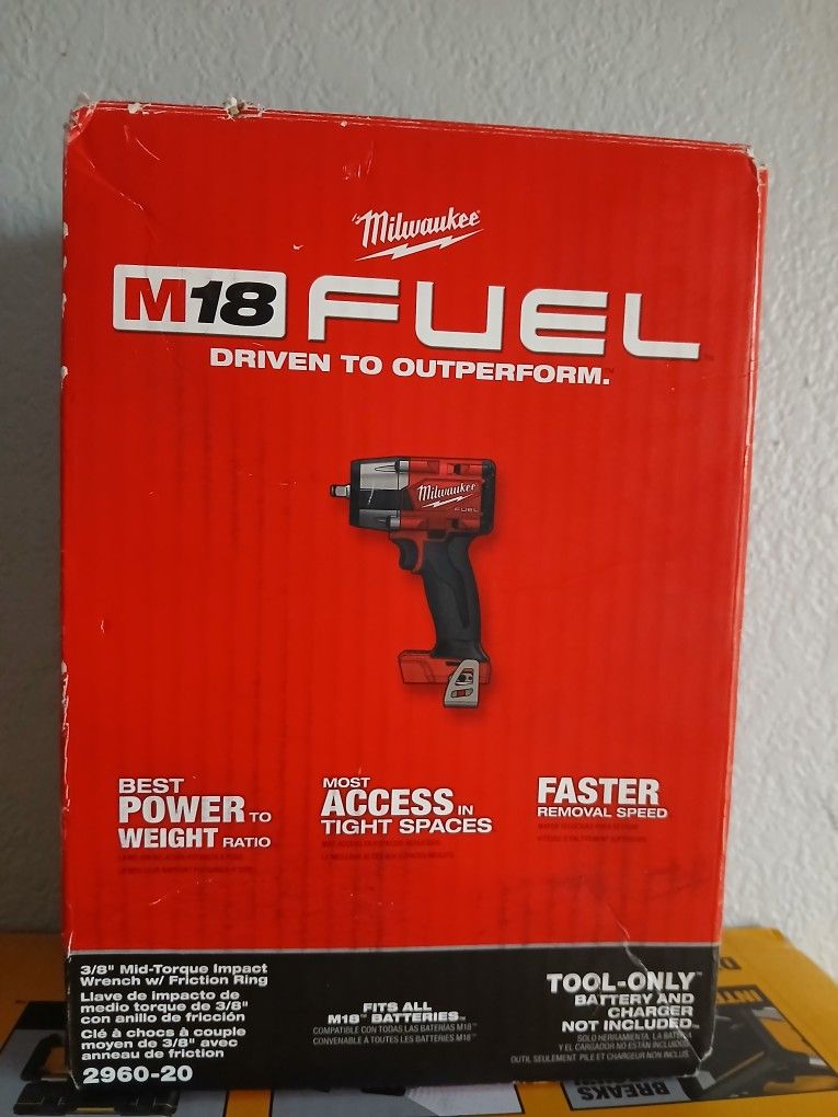 Milwaukee M18 Fuel Impact 3/8 Mid Torque Wrench