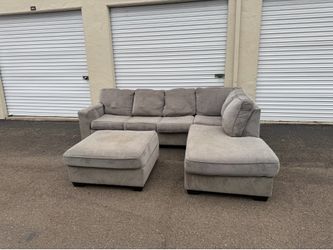 Grey 2 Piece L Shape Sectional Sofa With Ottoman & Pull Out Bed