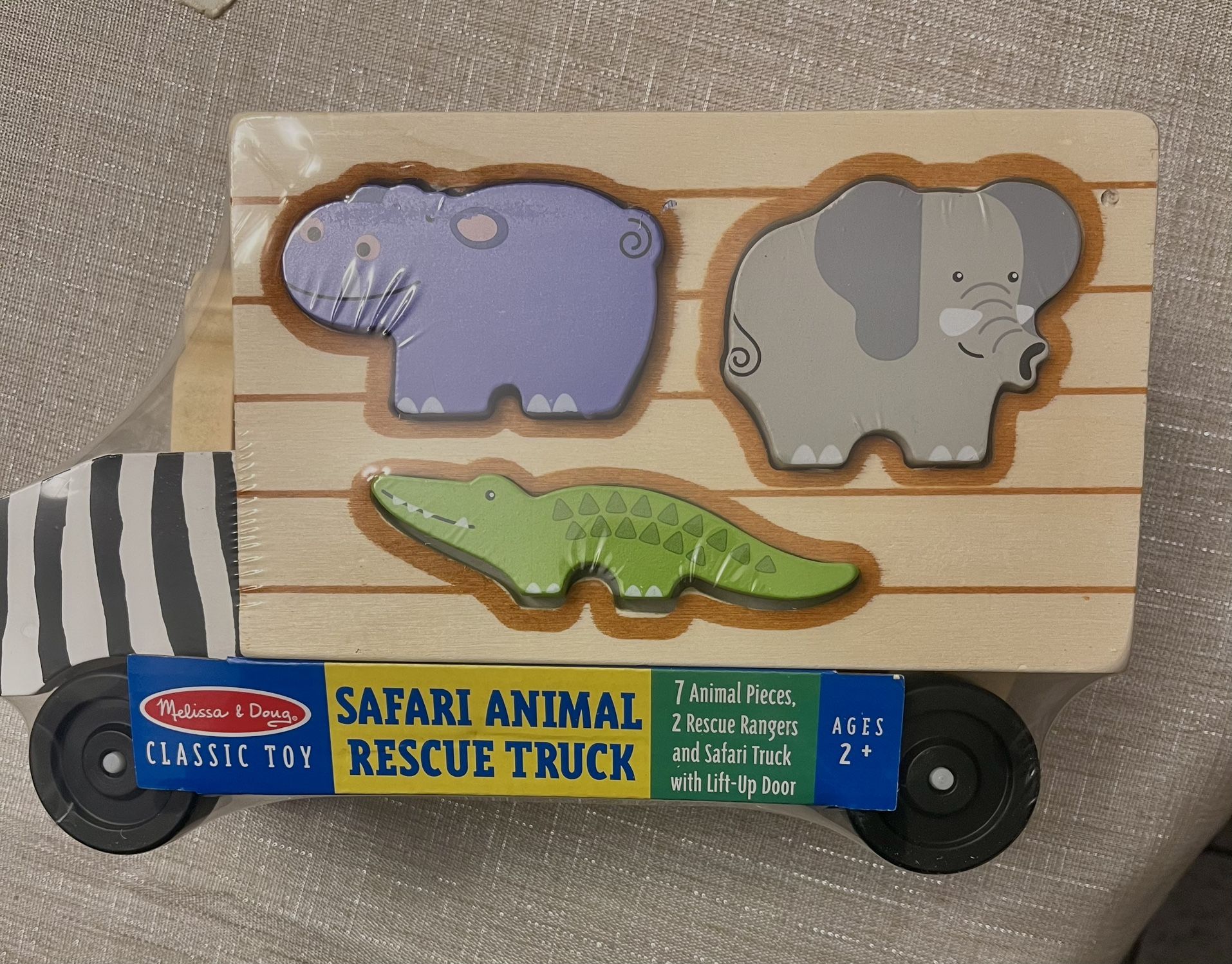 Melissa & Doug Safari Rescue Truck