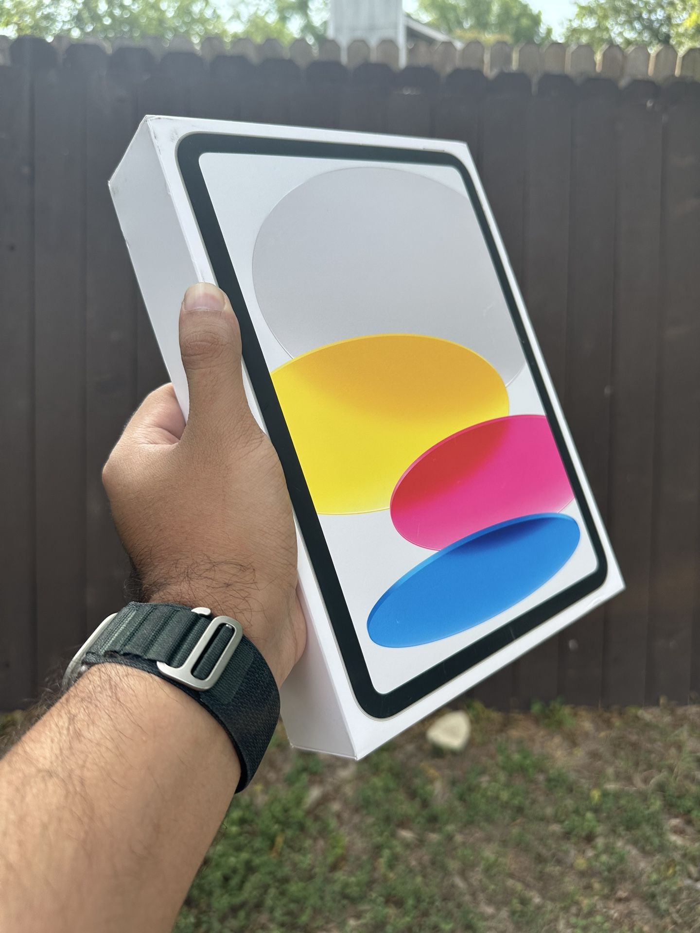 Apple iPad 10th Gen Silver 64gb