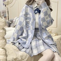 Cinnamon Roll Women’s Cardigan 