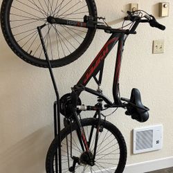 Hyper Shocker 26 Mountain Bike