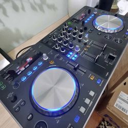 Pioneer XDJ - R1