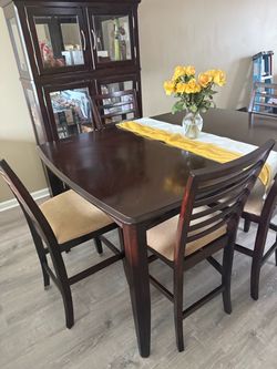 Dining Set