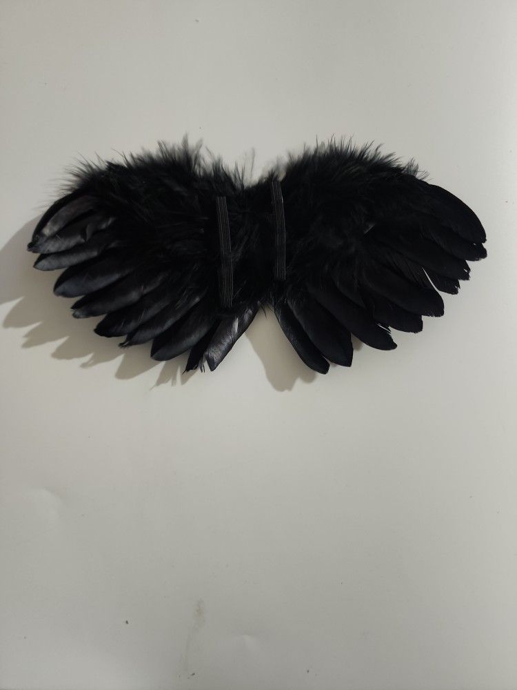 WINGS FOR LABUBU