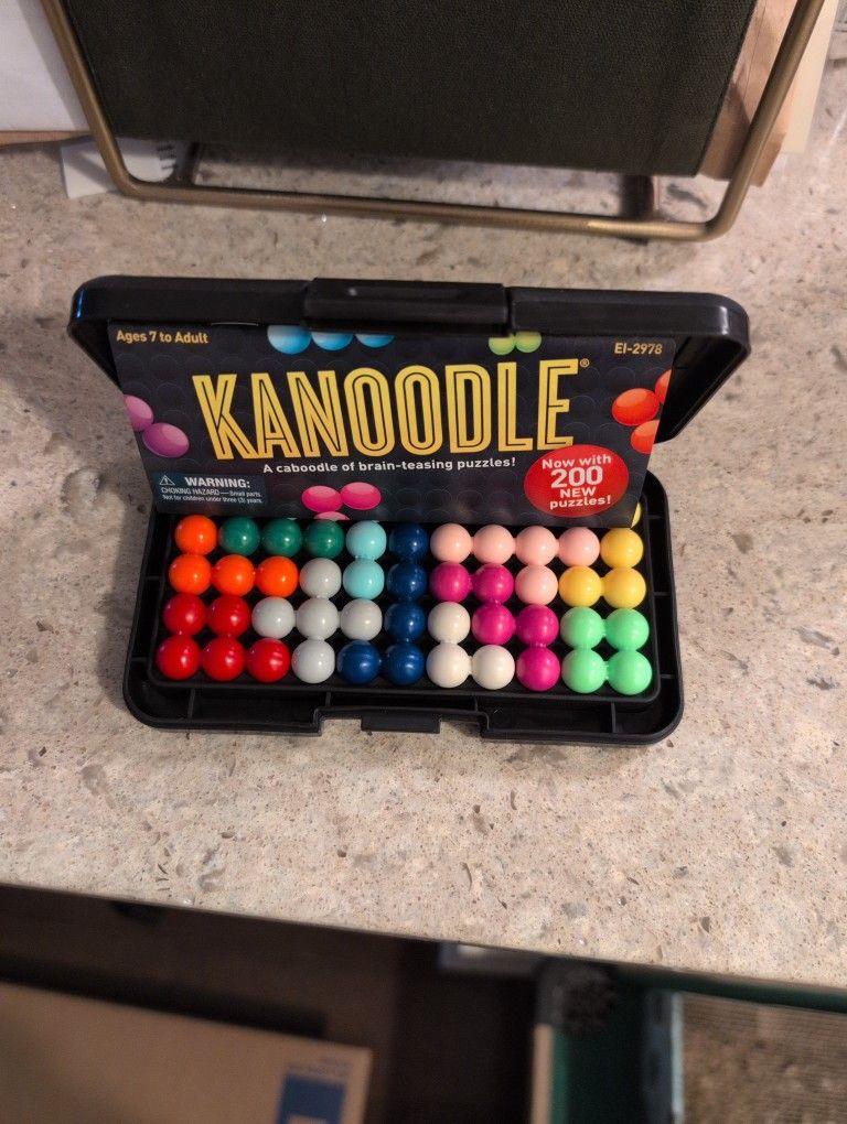KANOODLE