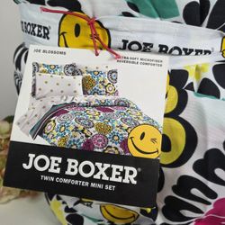 Joe Boxer Floral Twin Comforter Set. Joe Boxer Twin Multicolor Comforter Girl.