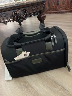 Pet carrier