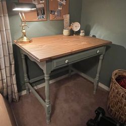 Desk And Chair