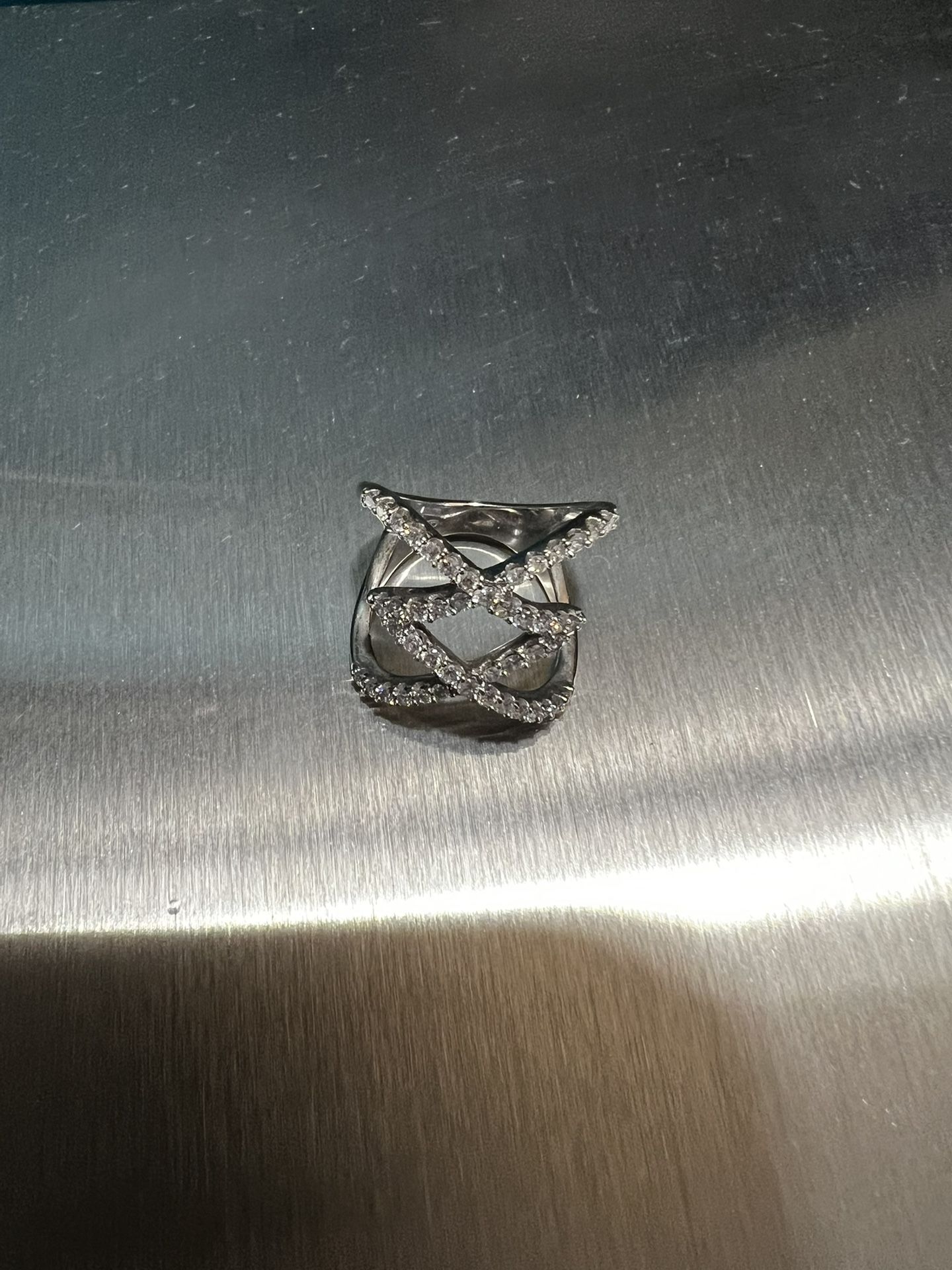 10k White Gold Diamond Ring