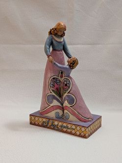 Jim Shore mom and daughter figurine