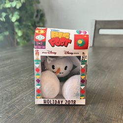 Cast Member Exclusive Holiday Tiny Big Feet