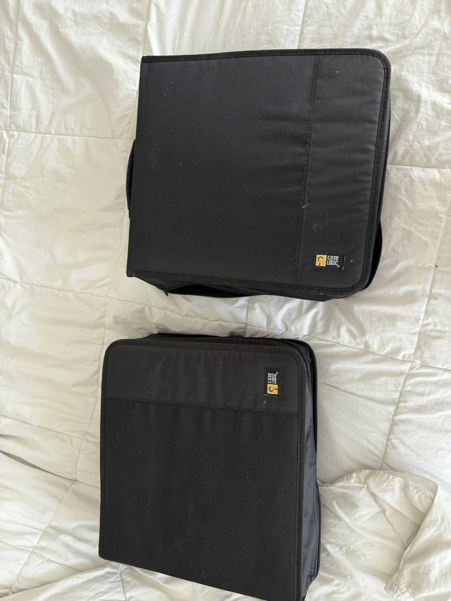 2 Case Logic Cases Mostly Full Of Music