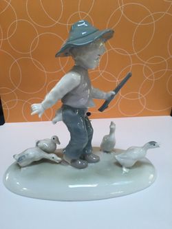 Metzler & Ortloff; Fine Porcelain Figurine; Boy with Flute and Geese
