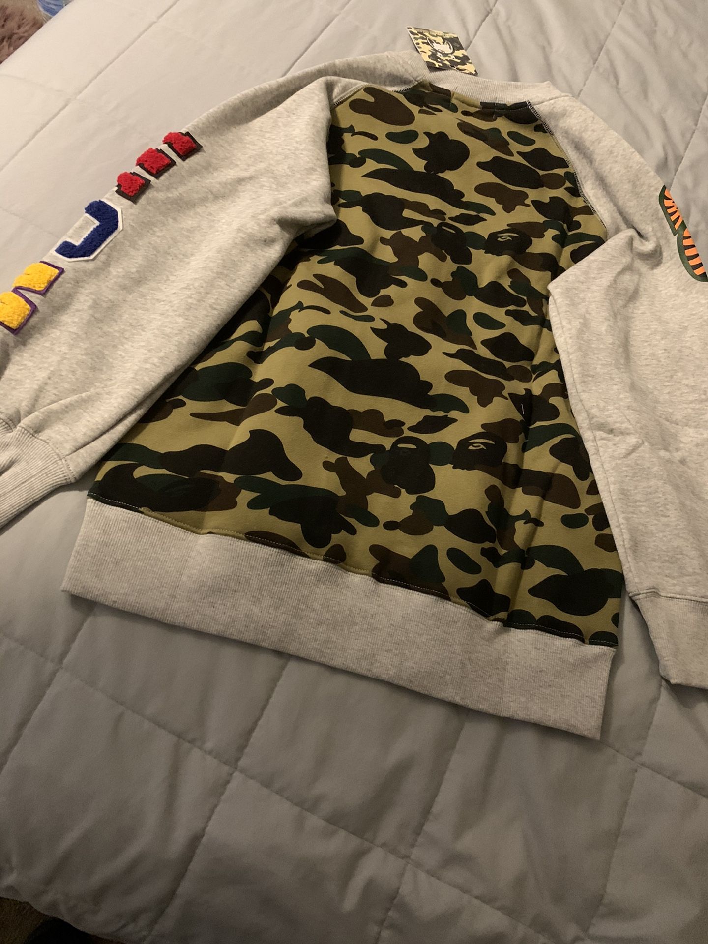 BAPE “A BATHING APE” Sweater