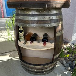 Rustic Indoor/outdoor barrel bar. 