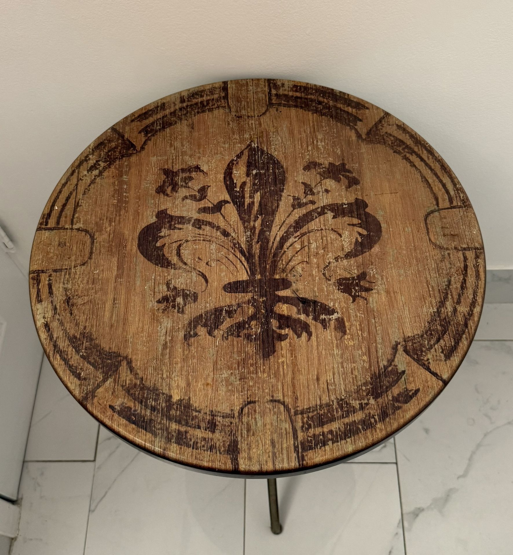 Rustic Metal & Wood Side Table with Fleur-de-Lis