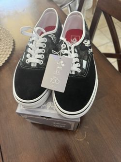 New Disney 100 Authentic OG Family Vans! Size 6.5 Men/8.0 Women