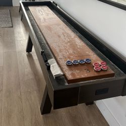 In Door shuffleboard 9 feet