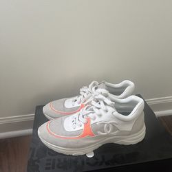 Women’s Designer Shoes 