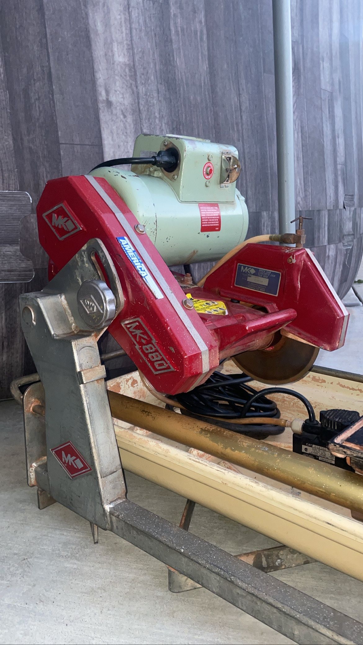 MK 880 Tile Saw
