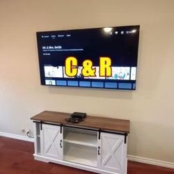 TV WALL MOUNT 