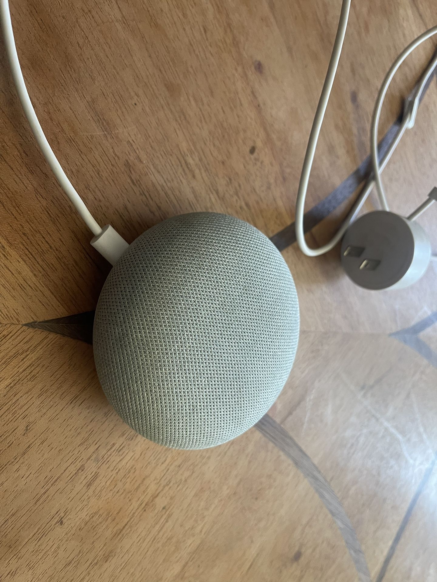 Google Home Mini