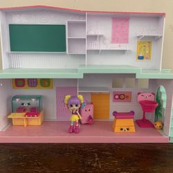 Shopkins Happy Places Happyville High School Playset