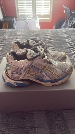 Balenciaga  runners