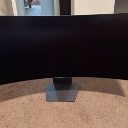 LG 39” Curved WQHD 240Hz Gaming Monitor 