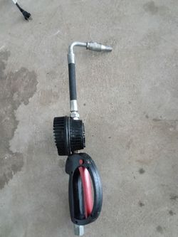 digital oil control handle with a digital meter and flexible https://offerup.com/redirect/?o=c3BvdXQuSXQ= is designed for accurately dispensing motor 