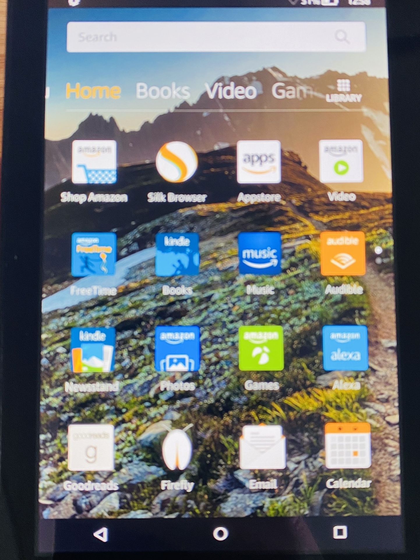 Like New-Amazon Fire HD 6