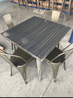 Metal Table With 4 Chairs